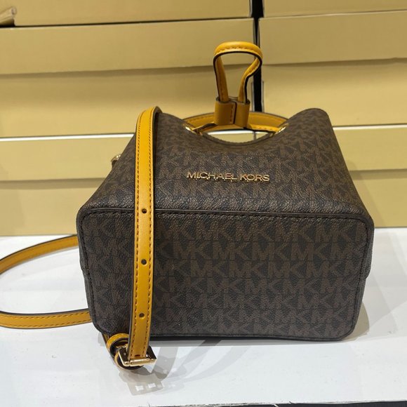 Michael Kors Suri MINI Bucket Satchel Shoulder Crossbody Bag MK Brown Yellow - Picture 7 of 12